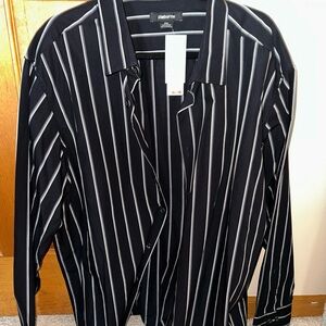 Claiborne Black and White Casual Button Down Shirt